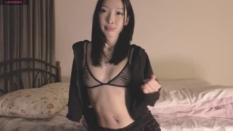 thanos_world1321002 online show from 09.10.25