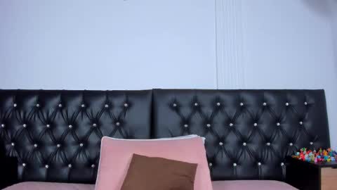 thara webstter online show from 11.05.25