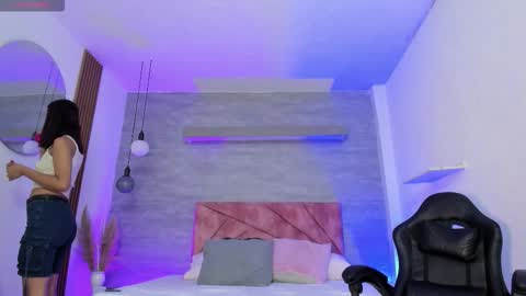 Thara Rouse online show from 11.10.25