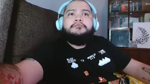 Snapshot of thatgamingman chatting on 04.05.26 GamingMan online show from 04.05.26