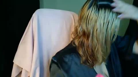   online show from 11.20.25