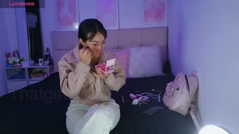 Snapshot of thatgirl2003 chatting on 02.04.26 online show from 02.04.26