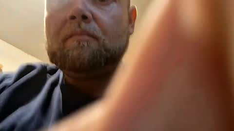 Snapshot of thathornierguy chatting on 10.27.25 thathornierguy online show from 10.27.25