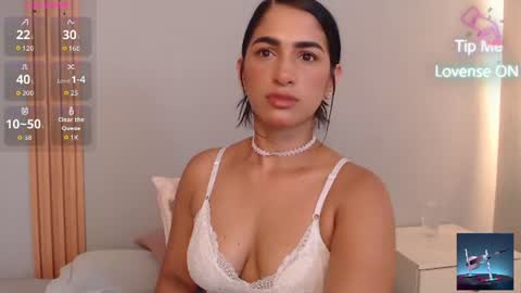 Snapshot of thayssa_ross chatting on 06.22.26 THAYSSA ROSS online show from 06.22.26