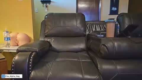 Snapshot of the_alpha_dog_xxx chatting on 12.13.24 the_alpha_dog_xxx online show from 12.13.24