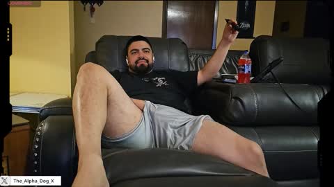 Snapshot of the_alpha_dog_xxx chatting on 11.01.25 the_alpha_dog_xxx online show from 11.01.25