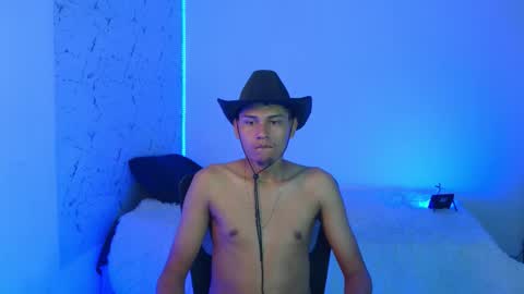 Snapshot of the_crack71 chatting on 11.28.25 Sean OPry online show from 11.28.25