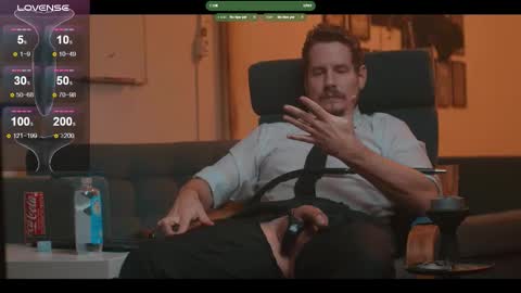 Snapshot of the_dilf chatting on 12.03.25 The DILF - online show from 12.03.25