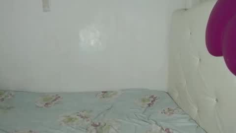 Snapshot of the_exotic_girlxx chatting on 12.14.25 the_exotic_girlxx online show from 12.14.25