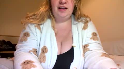 Snapshot of the_goddess_anubis chatting on 11.04.25 Anubis online show from 11.04.25