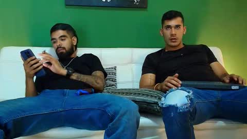 SCOTT  THEO  KAMERON  GENDERSON online show from 09.12.25