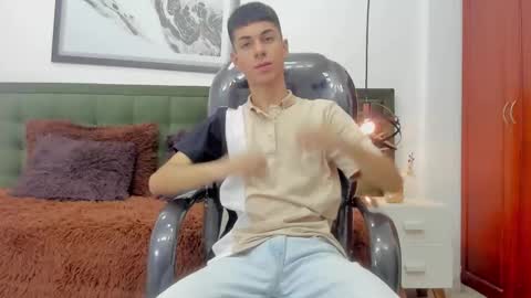   T H E    M A R K   K I N G online show from 01.06.26