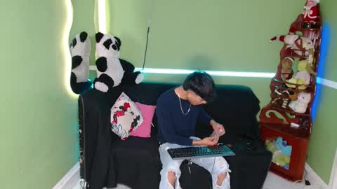 Snapshot of the_muderer chatting on 12.03.25 murderer online show from 12.03.25