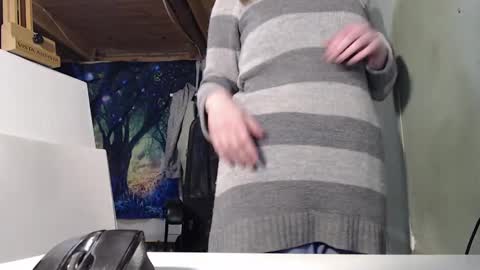 Snapshot of the_prettywondder chatting on 01.18.25 Ekye online show from 01.18.25