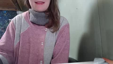 Snapshot of the_prettywondder chatting on 02.04.25 Ekye online show from 02.04.25