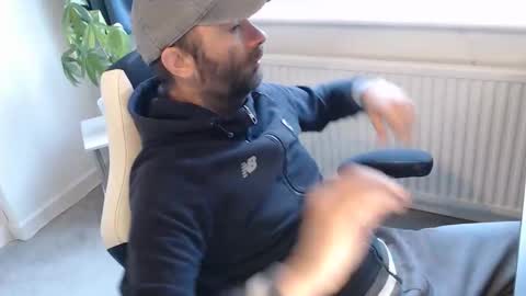 Snapshot of the_sensual_masturwait chatting on 10.14.25 the_sensual_masturwait online show from 10.14.25