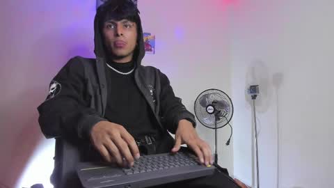 Danny online show from 01.18.25