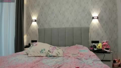 Snapshot of theadorableprinces chatting on 05.22.26 Luna online show from 05.22.26