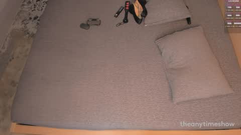 Anny online show from 12.29.24