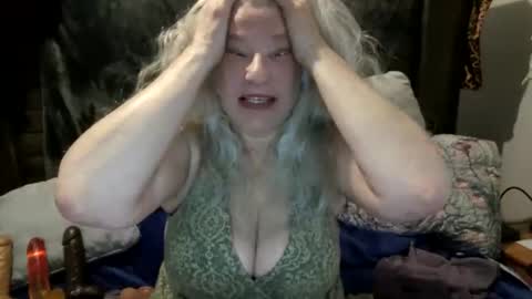 The Arctic Milf online show from 04.25.26