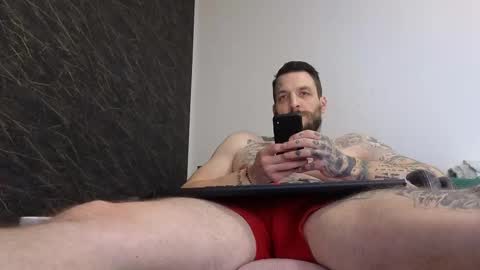 Snapshot of thebestmuscles chatting on 03.01.25 John online show from 03.01.25