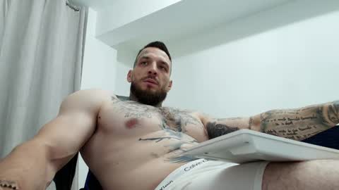 Snapshot of thebestmuscles chatting on 09.21.25 John online show from 09.21.25