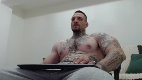Snapshot of thebestmuscles chatting on 06.18.26 John online show from 06.18.26