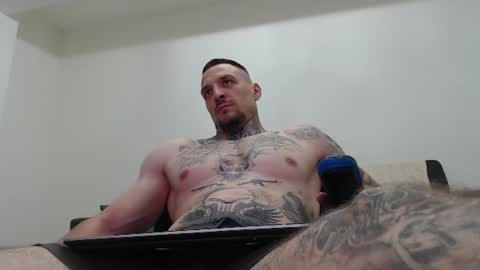 Snapshot of thebestmuscles chatting on 07.03.26 John online show from 07.03.26