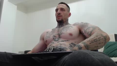 Snapshot of thebestmuscles chatting on 07.16.26 John online show from 07.16.26