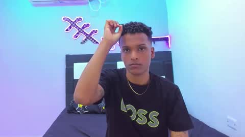 Snapshot of thebigdanni chatting on 11.23.25 DEAN AND MARY online show from 11.23.25