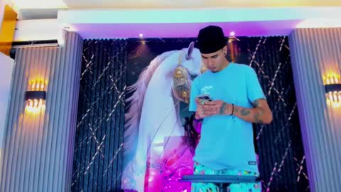 Snapshot of thebigdanni chatting on 01.09.26 DEAN AND MARY online show from 01.09.26