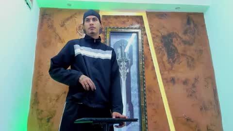 Snapshot of thebigdanni chatting on 01.16.26 DEAN AND MARY online show from 01.16.26