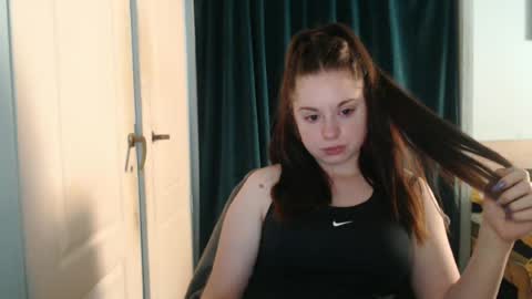 Snapshot of theblackdiamond194588 chatting on 07.06.26 raissa online show from 07.06.26