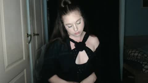 Snapshot of theblackdiamond194588 chatting on 07.19.26 raissa online show from 07.19.26