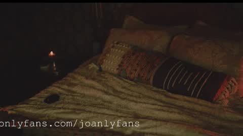 Snapshot of thecamwoman chatting on 10.19.25 Joan online show from 10.19.25