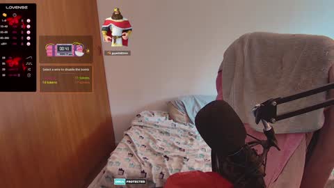 Snapshot of thecherry_paulette chatting on 01.10.25 Paulette online show from 01.10.25