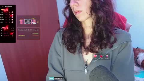 Snapshot of thecherry_paulette chatting on 02.19.25 Paulette online show from 02.19.25