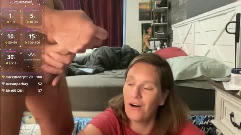 Snapshot of theclassmom chatting on 03.04.26 Stephanie and Jason Class online show from 03.04.26