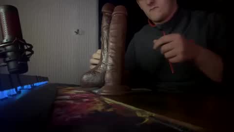 Snapshot of thedeepthroatking chatting on 02.13.25 BigT online show from 02.13.25