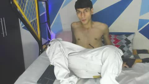 Snapshot of thedemonbroth3rs chatting on 04.04.26 thedemonbroth3rs online show from 04.04.26