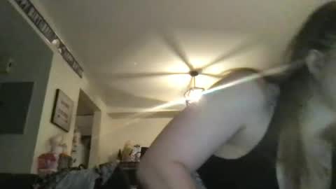 Snapshot of thedevinemilf chatting on 07.06.26 Masked Milf Christina online show from 07.06.26