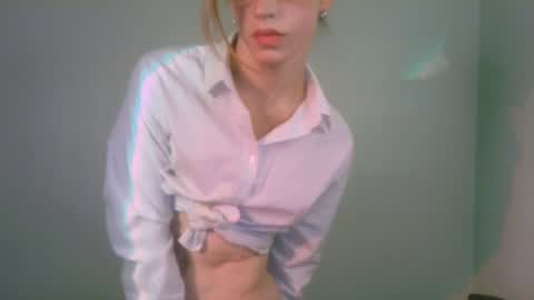 Snapshot of thedollxxxperience chatting on 12.03.24 Yolanda online show from 12.03.24