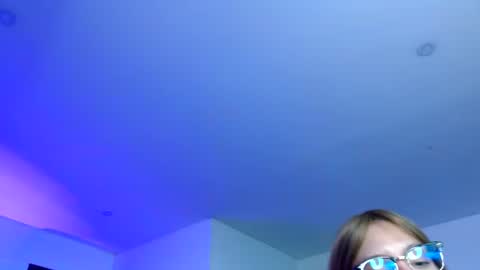 Peyton online show from 06.10.26