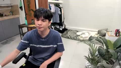 Green online show from 01.13.25