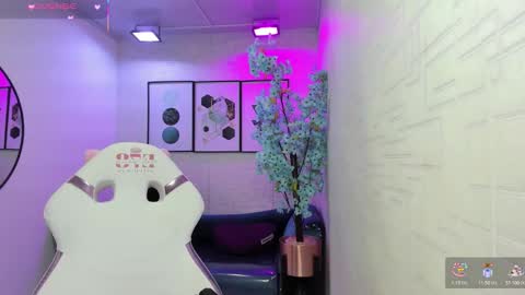 Theia  online show from 02.04.26