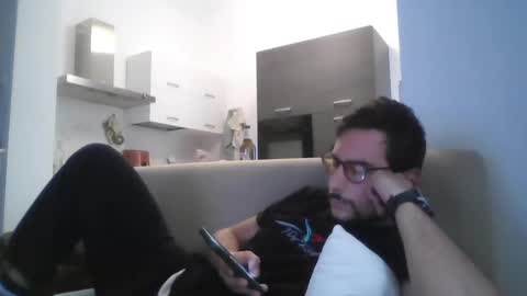 Snapshot of theitalianx95x chatting on 11.16.25 theitalianx95x online show from 11.16.25