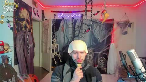 Johnny Stone online show from 10.29.25