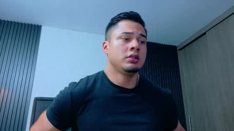 Snapshot of thekingerick chatting on 05.19.26 thekingerick online show from 05.19.26