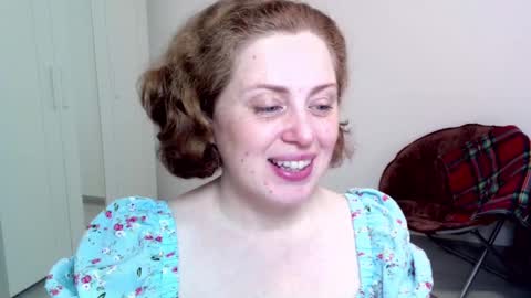 Snapshot of theladysblush chatting on 01.30.25 Ella online show from 01.30.25