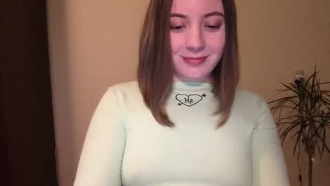 Snapshot of thelexy chatting on 01.04.25 Alexa online show from 01.04.25